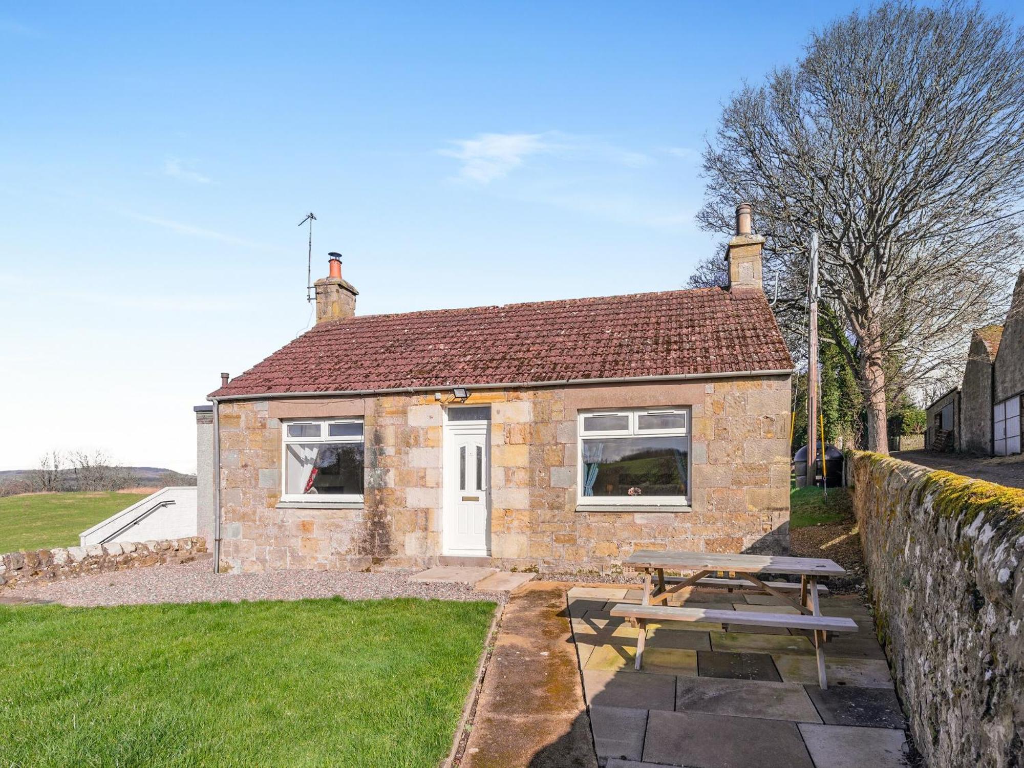 The Old Shepherds Cottage Pitlessie Exterior photo